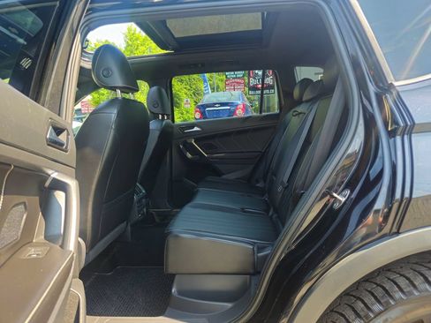 Used 2022 Volkswagen Tiguan SE R-Line AWD/4WD image 20