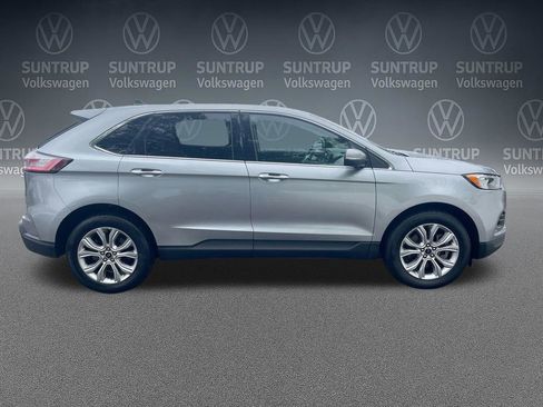 Used 2024 Ford Edge Titanium image 33