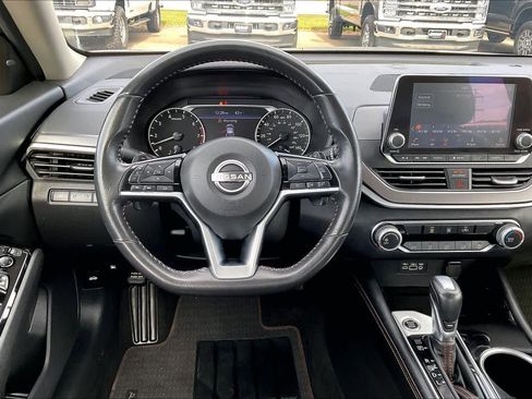 Used 2024 Nissan Altima 2.5 SR image 5