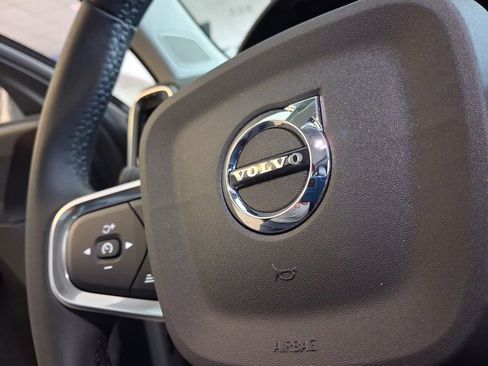 Certified 2024 Volvo XC40 B5 Core AWD/4WD image 20