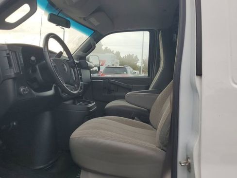 Used 2023 GMC Savana 2500 w/ Driver Convenience Package RWD image 15