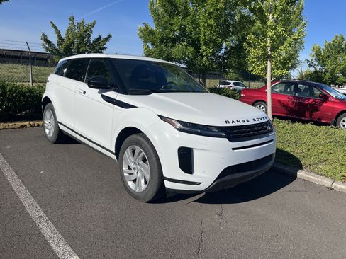 Used 2024 Land Rover Range Rover Evoque S AWD/4WD image 3
