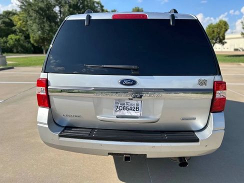 Used 2017 Ford Expedition Limited RWD image 7