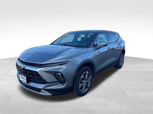 Certified 2025 Chevrolet Blazer LT image 1