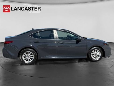 Used 2025 Toyota Camry LE FWD image 8