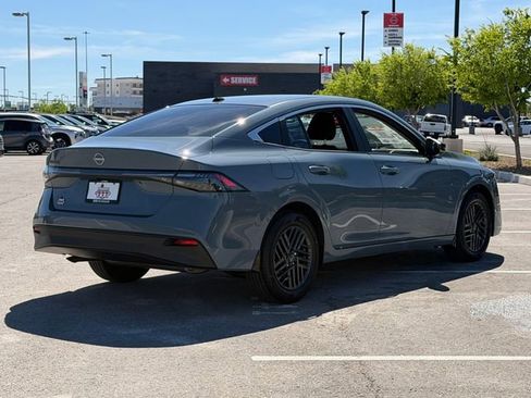 New 2026 Nissan Sentra SV w/ SV Convenience Package FWD image 6