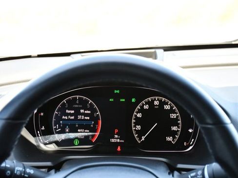 Used 2018 Honda Accord Touring image 27