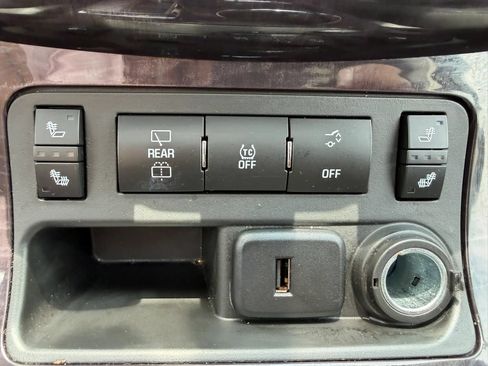 Used 2017 Buick Enclave Leather AWD/4WD image 55