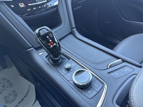 Certified 2025 Cadillac XT5 Premium Luxury w/ Technology Package AWD/4WD image 77