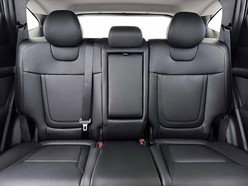 New 2026 Hyundai Tucson Limited image 16