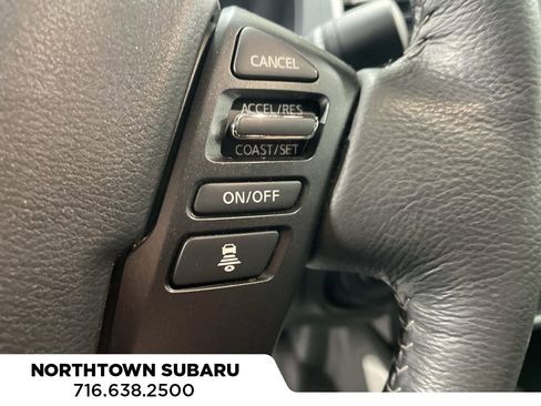 Used 2022 Nissan Frontier SV w/ SV Premium Package image 22