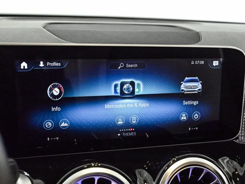 Certified 2021 Mercedes-Benz GLB 250 4MATIC image 16