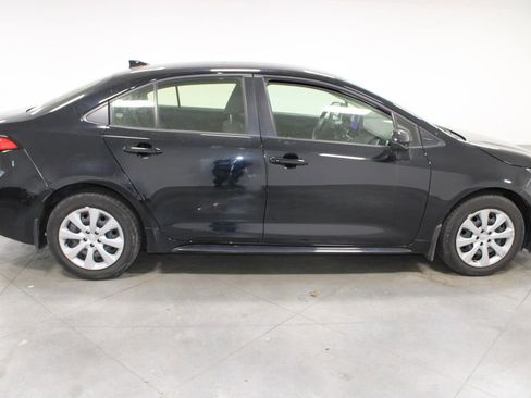 Used 2024 Toyota Corolla LE image 11