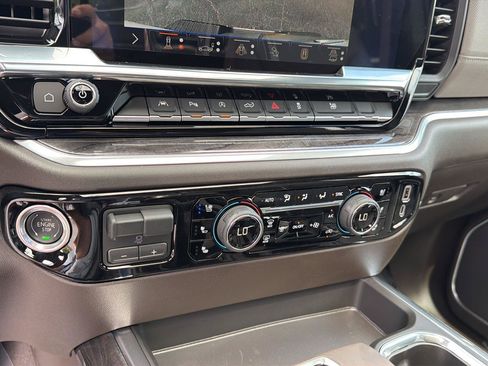 New 2026 Chevrolet Silverado 1500 LTZ w/ LTZ Premium Package AWD/4WD image 26