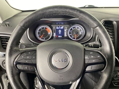 Used 2020 Jeep Cherokee Latitude Plus AWD/4WD image 21