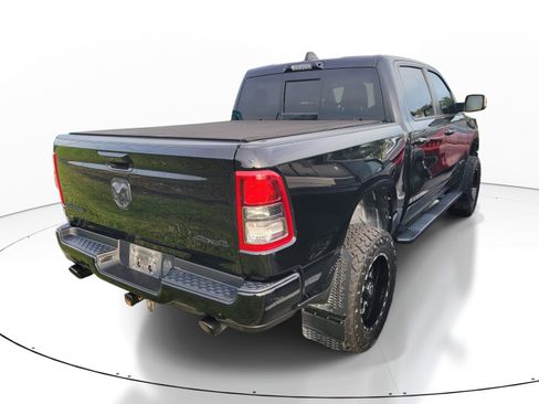 Used 2022 RAM 1500 Big Horn AWD/4WD image 4