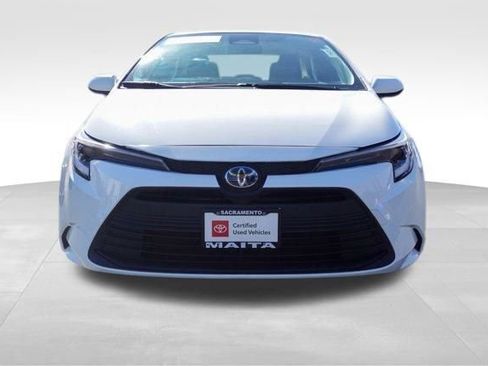 Certified 2023 Toyota Corolla LE image 9