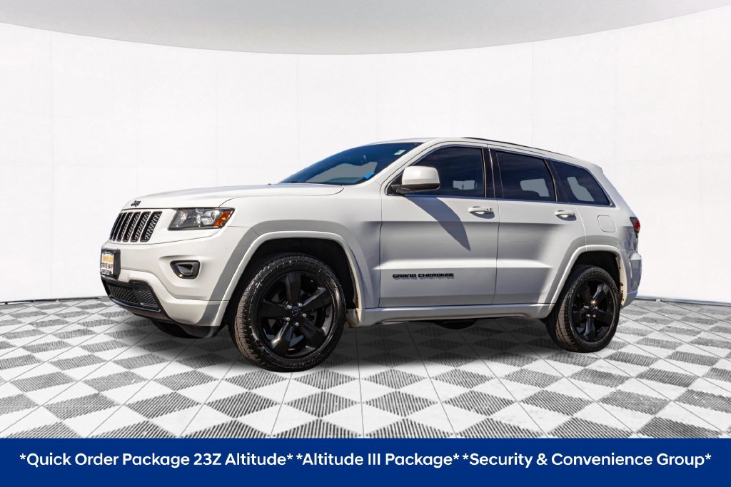 Used 2015 Jeep Grand Cherokee Altitude AWD/4WD image 6
