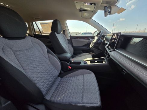 New 2026 Volkswagen Tiguan S AWD/4WD image 10