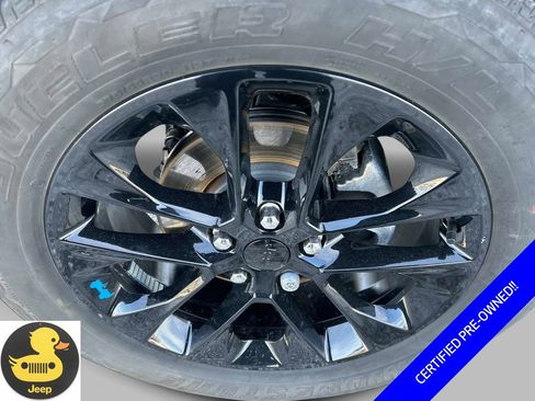 Used 2023 Jeep Wrangler Unlimited Sahara image 10