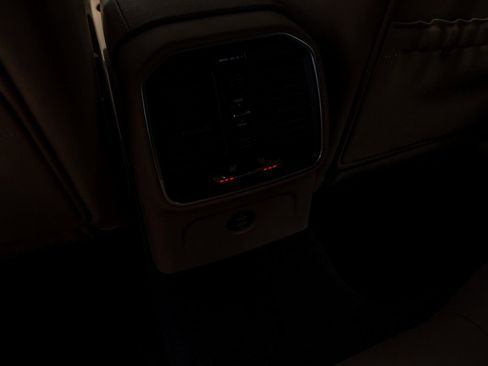 New 2026 Porsche Macan image 28