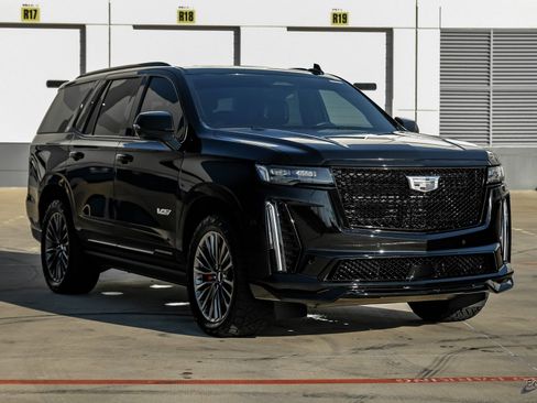Used 2023 Cadillac Escalade V image 20