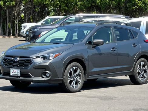 Used 2024 Subaru Crosstrek 2.0i Premium w/ Crosstrek Mirror Package AWD/4WD image 8
