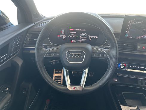 Used 2023 Audi SQ5 Prestige w/ Prestige Package AWD/4WD image 13