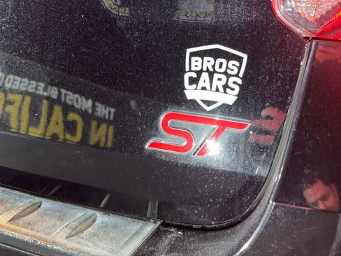 Used 2020 Ford Explorer ST w/ ST Street Pack image 31