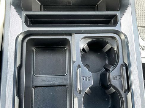 Used 2024 Ford F250 XLT w/ Black Appearance Package image 37