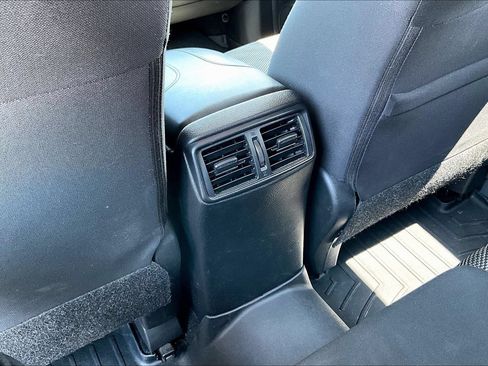 Used 2020 Nissan Rogue Sport SV AWD/4WD image 9