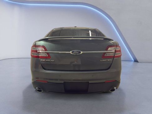 Used 2017 Ford Taurus Limited FWD image 5