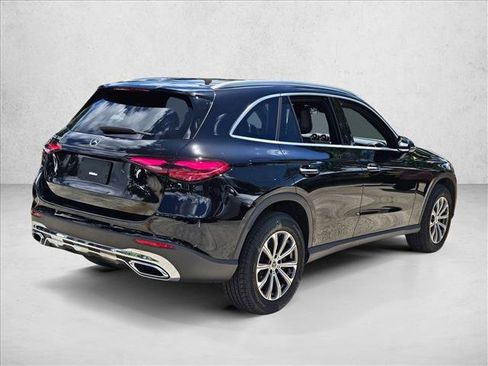 Used 2026 Mercedes-Benz GLC 300 image 5