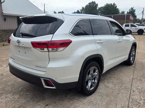 Used 2017 Toyota Highlander Limited Platinum AWD/4WD image 27