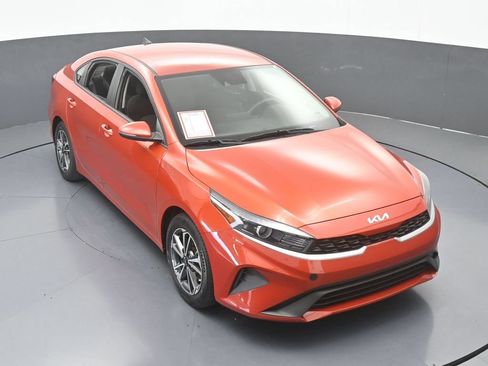 Used 2023 Kia Forte LXS w/ LXS Technology Package FWD image 47
