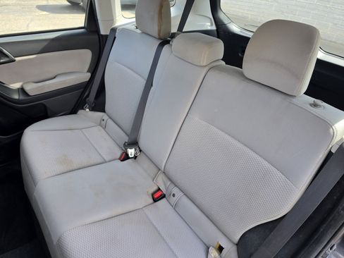 Used 2014 Subaru Forester 2.5i AWD/4WD image 17