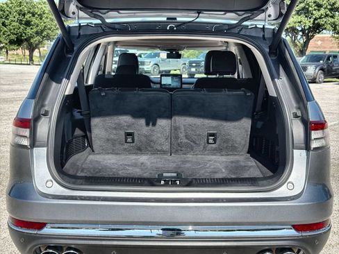 Used 2024 Lincoln Aviator 2WD w/ Premium Package image 25