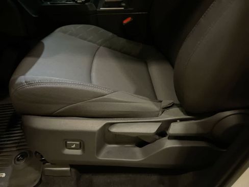 Certified 2025 Toyota Tacoma SR5 image 12