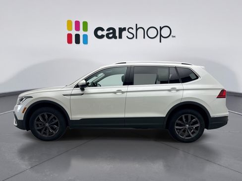 Used 2023 Volkswagen Tiguan SE AWD/4WD image 2