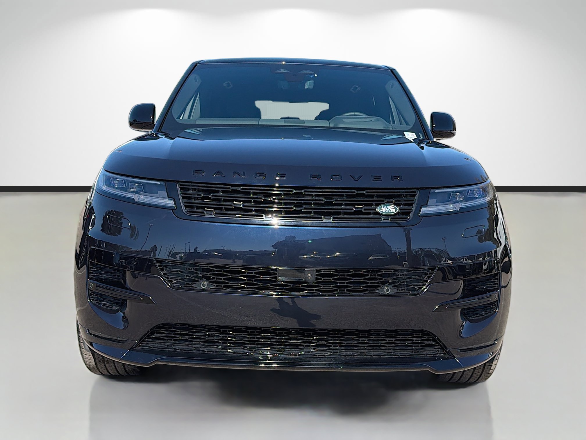 New 2026 Land Rover Range Rover Sport Dynamic SE AWD/4WD image 8