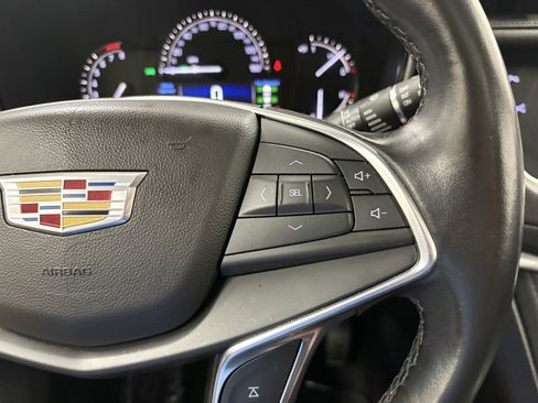 Used 2019 Cadillac XT5 Premium Luxury w/ Driver Assist Package AWD/4WD image 35