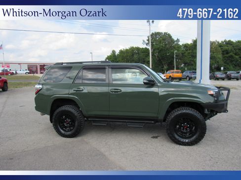 Used 2022 Toyota 4Runner TRD Off-Road Premium w/ Moonroof Package AWD/4WD image 21