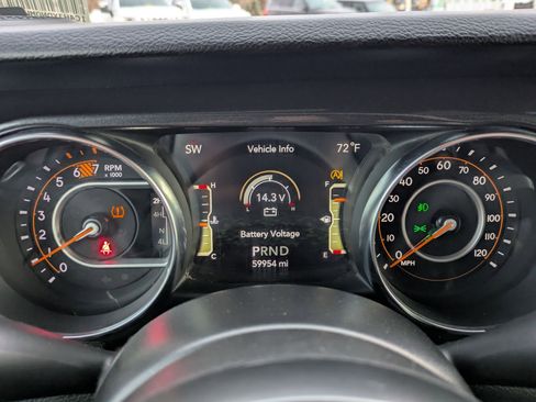 Used 2021 Jeep Wrangler Unlimited Sport image 16