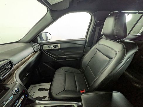 Used 2020 Ford Explorer Limited image 31