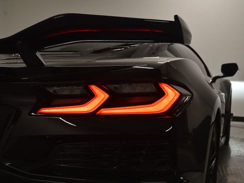 Used 2025 Chevrolet Corvette Z06 image 10