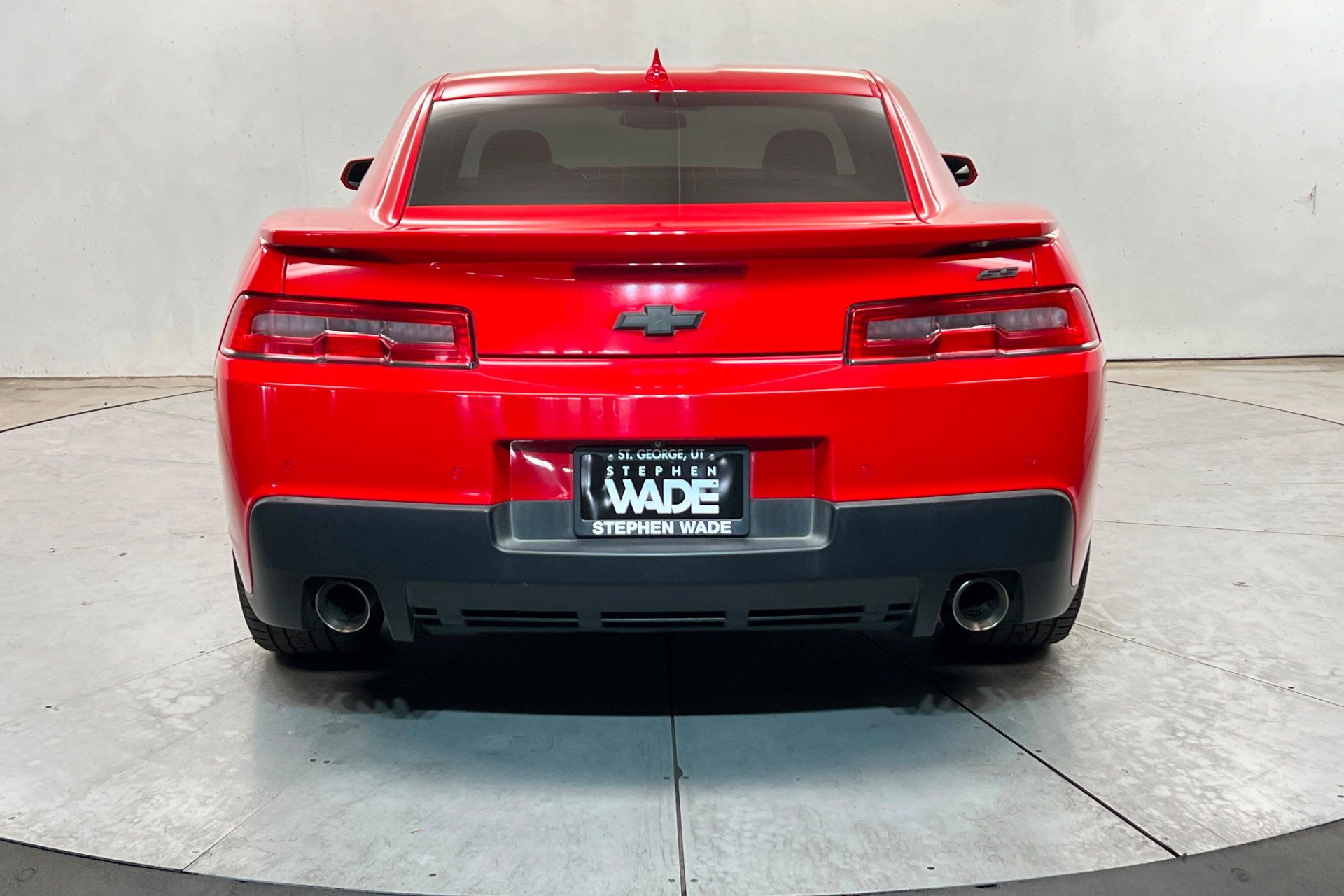 Used 2015 Chevrolet Camaro SS w/ RS Package RWD image 5