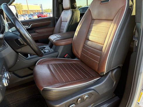Used 2025 GMC Sierra 2500 Denali Ultimate AWD/4WD image 21