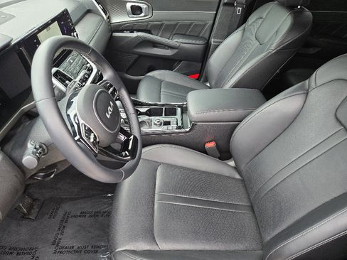 Certified 2023 Kia Sorento SX image 18
