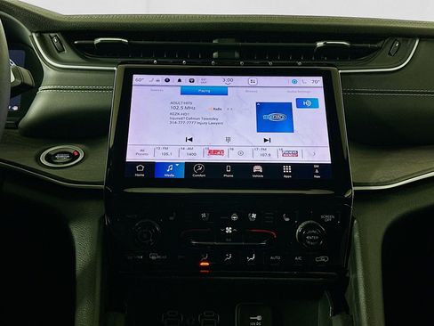 Used 2024 Jeep Grand Cherokee L Limited w/ Luxury Tech Group II image 21