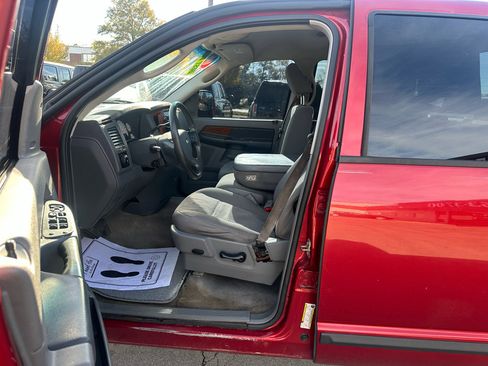 Used 2006 Dodge Ram 1500 Truck SLT image 16
